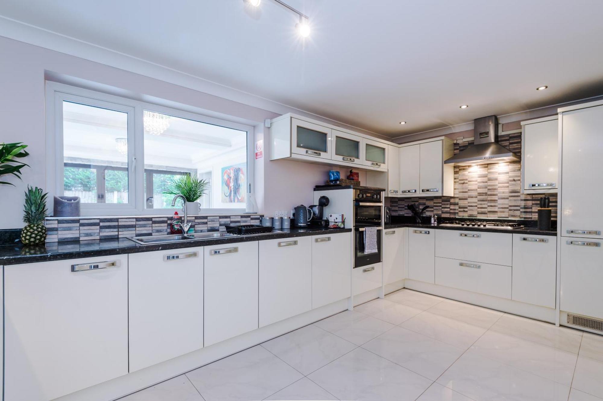 The Green- Beautiful & Spacious 5 Bed Detached In Worsley, Manchester Exterior photo